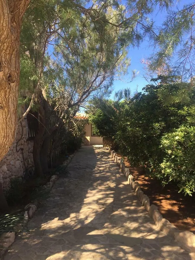 Hotel Casa Tortuca Lampedusa 0*,